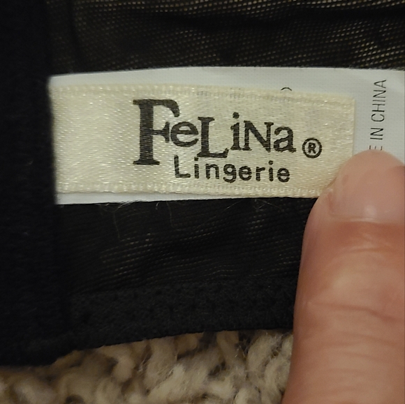 Felina Garter Belt Size S Sexy Swiss Dot Sheer Embroidered Mesh Lace Bows Clips - Picture 7 of 16